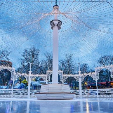 Ice Scating Winter in Tivoli | Lasse Salling